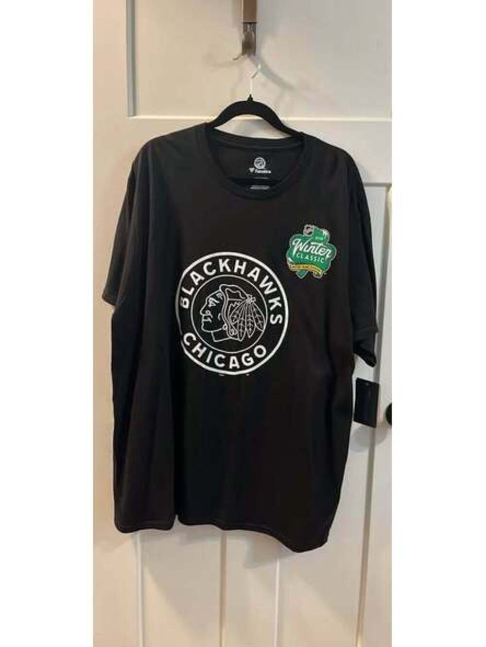 NHL Chicago Blackhawks tshirt men’s XXL
